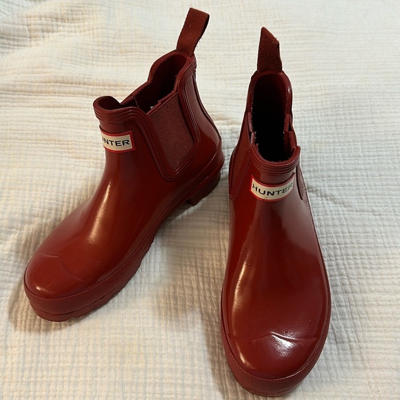 EUC Glossy Red Hunter Boots - Picture 5 of 10